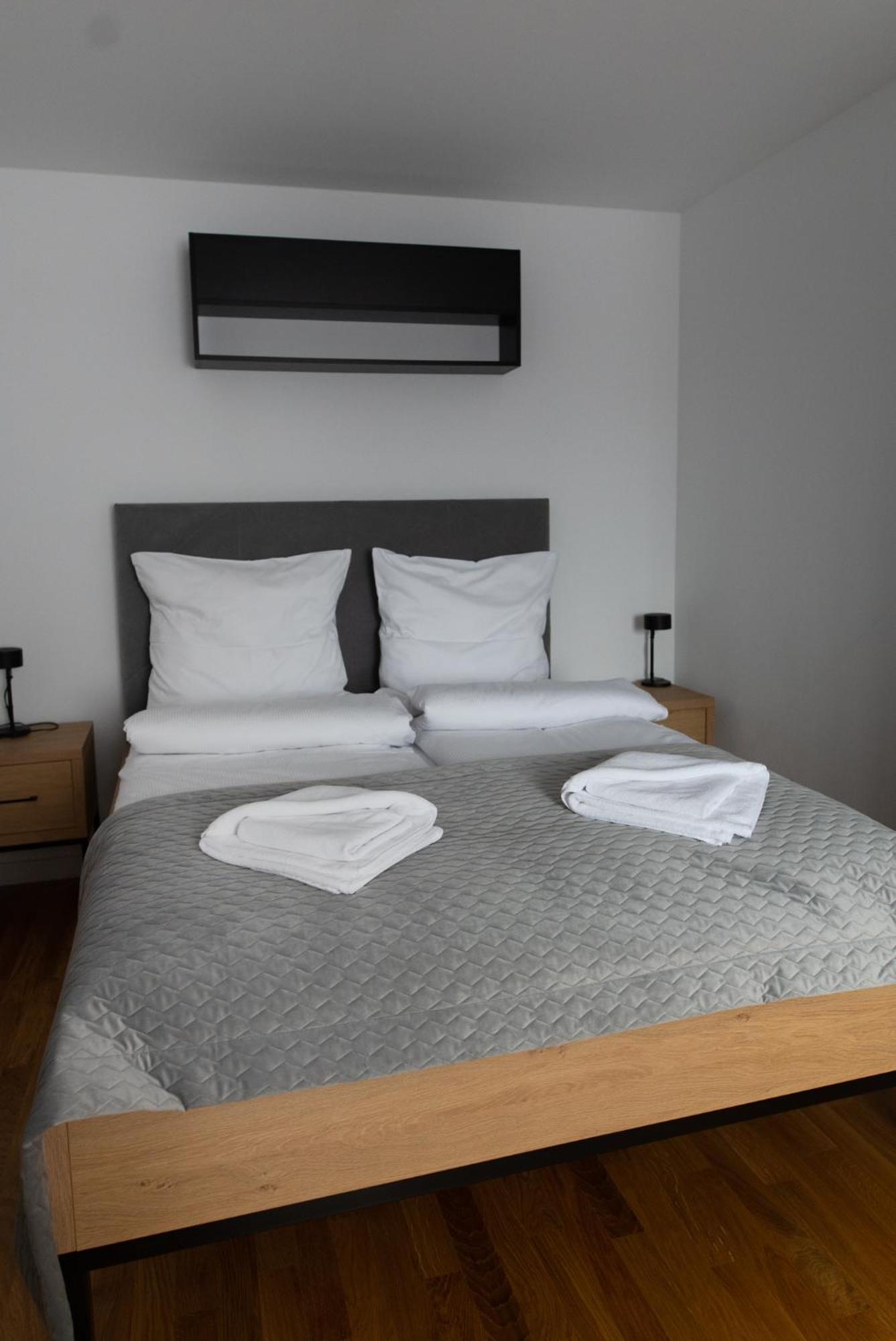 Apartamenty Loftove วาโดวิเซ ภายนอก รูปภาพ